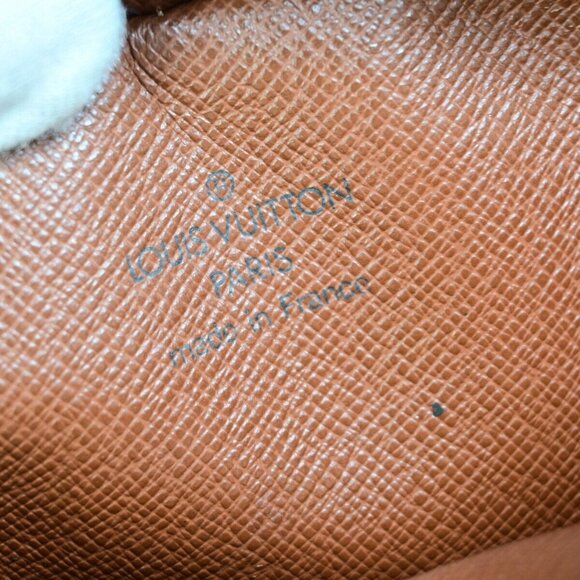 LOUIS VUITTON Amazon Crossbody Shoulder Bag Monogram Leather - Picture 12 of 14